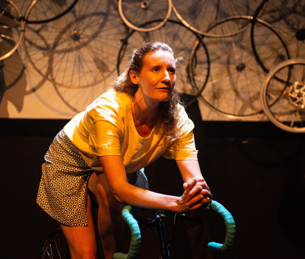 Performance of award-winning Look, No Hands by Lila Clements in its Edinburgh Festival Fringe debut at Summerhall on 3 August 2022 © Chantal Guevara