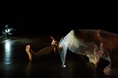 Suzi Cunningham performing Rules to Live By at the Assembly Roxy on 27 November 2021 © Chantal Guevara