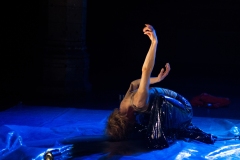 Suzi Cunningham performing Rules to Live By at the Assembly Roxy on 27 November 2021 © Chantal Guevara