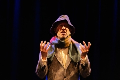 Andy D performing in Tall History Tales's 'Everest Mallory 24 (With Stanley)' at the Edinburgh Fringe